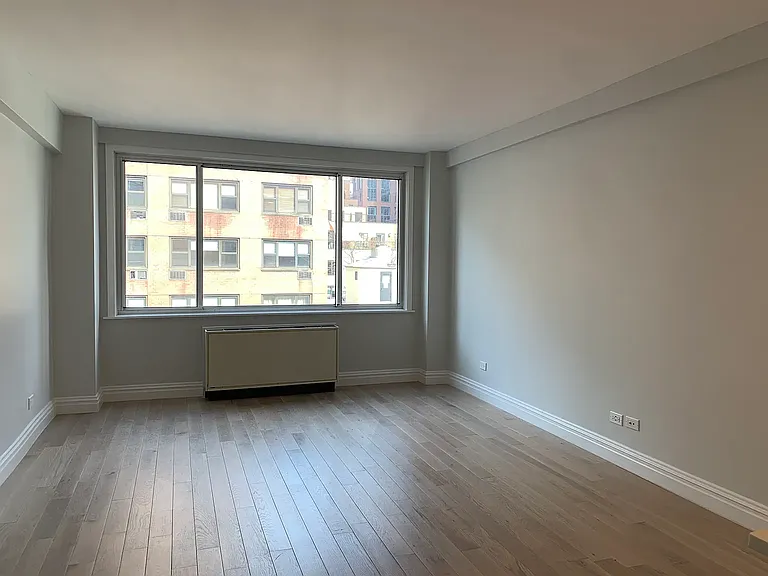 235 W 48th St #12K — Photo 8