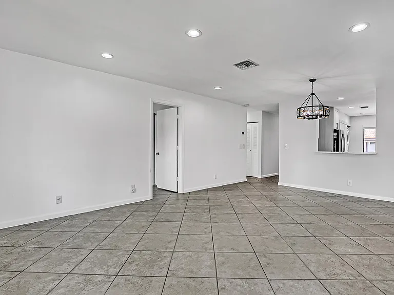 14735 Wildflower Ln — Photo 12