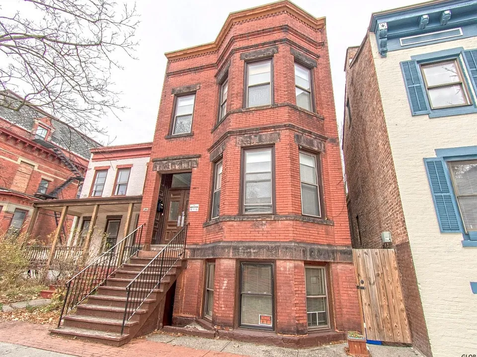 341 Madison Ave #2