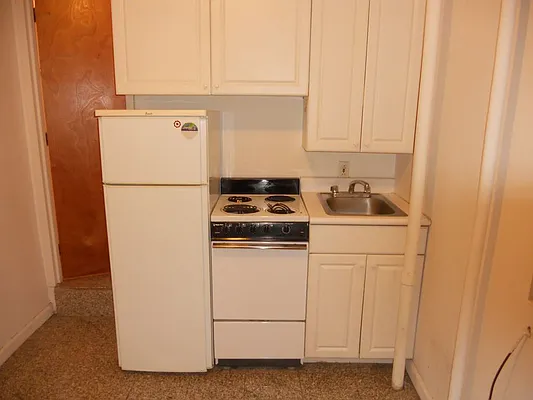 Rented by Sky Management | media 17