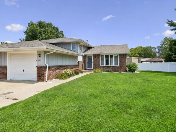 1022 Thornberry Ct, Ottawa, IL 61350