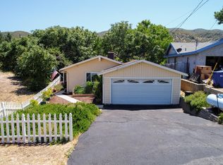 42726 Coolcrest Dr, Lake Hughes, CA 93532