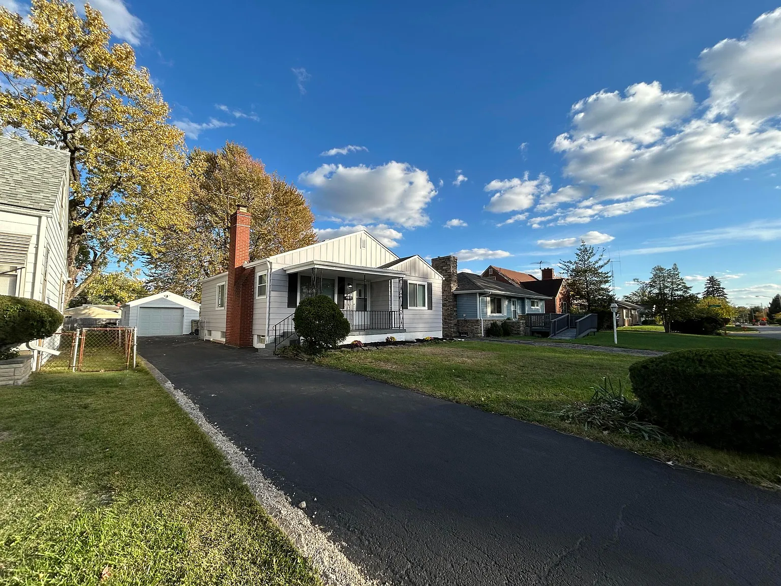 1548 Wilson Ave photo 1