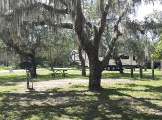 306 SW 911th St, Steinhatchee, FL 32359