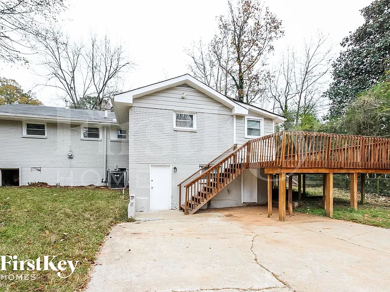 3549 Tulip Dr — Photo 13