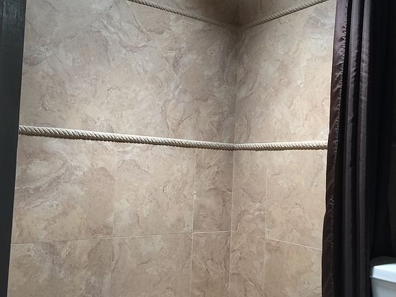 Hall shower