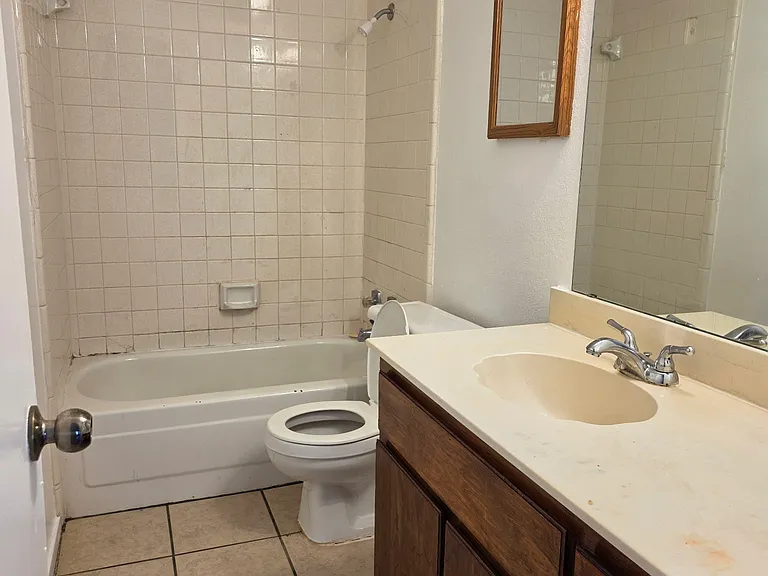 2411 Springmont Ct #2409 — Photo 10