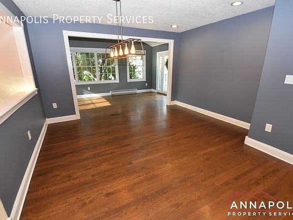 4th image of 1200 Bay Highlands Dr