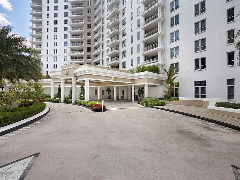 701 Brickell Key Blvd #901 — Photo 15