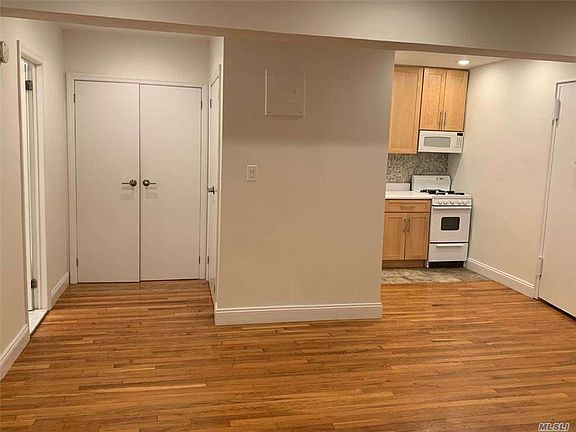 5th image of 149-45 Northern Blvd APT 5