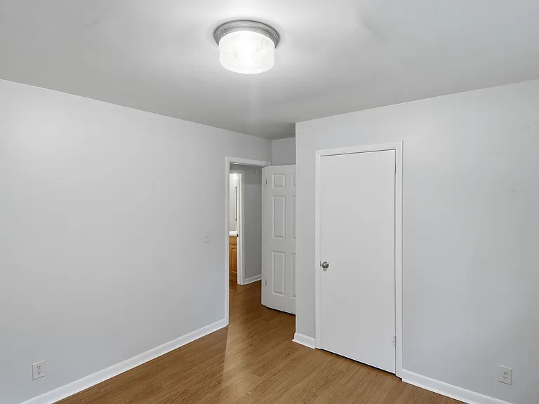 7222 Timberlane Dr — Photo 10