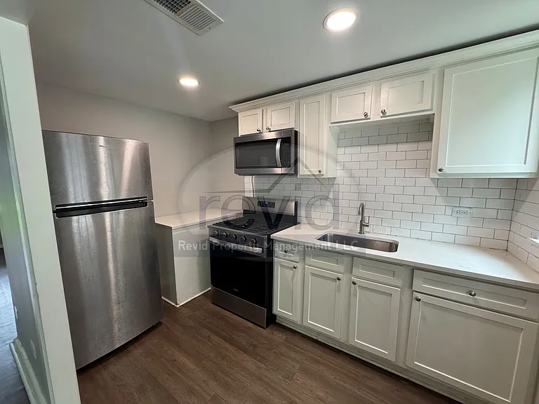 Goodbar Townhomes — Photo 14