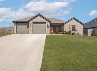 2968 Summer View Ave, Springdale, AR 72764