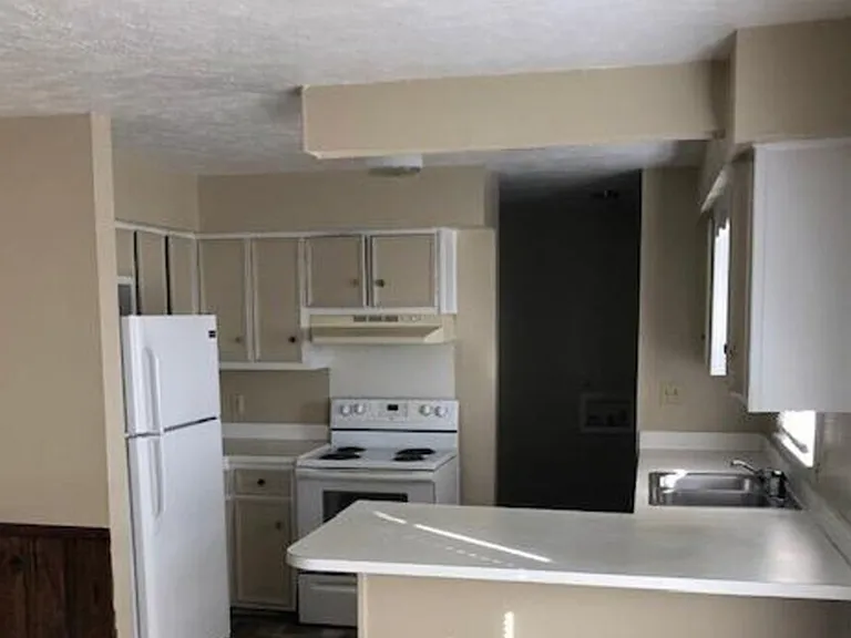 6201 McDougal Dr — Photo 3