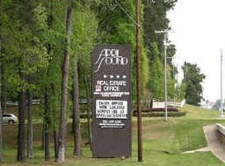 109 Lake View Cir, Montgomery, TX 77356