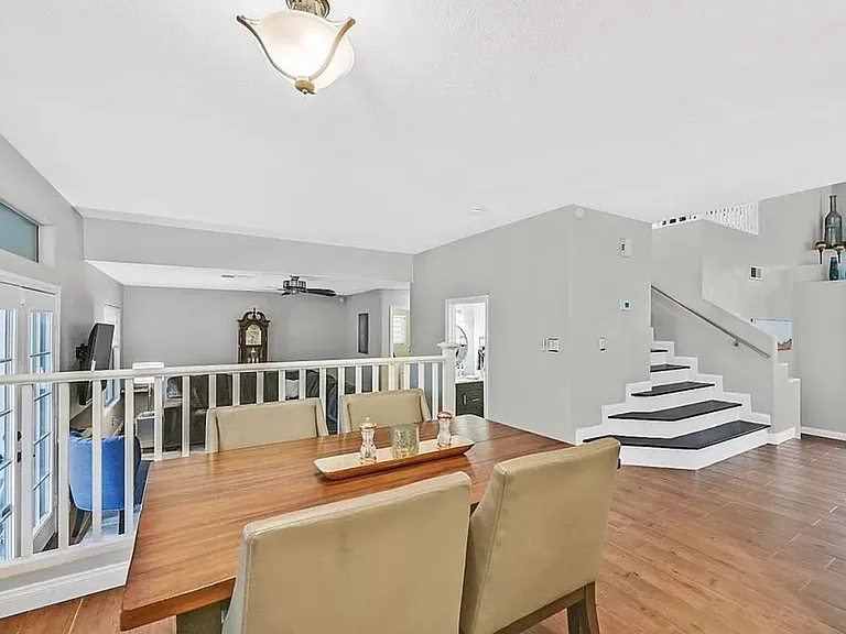 7882 W Gilmore Ave — Photo 12