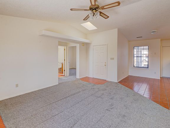 2nd image of 1101 Elm Ct SE