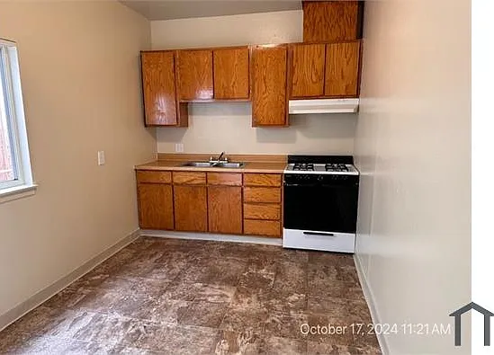 1 bed, 542 sqft, $1,874 — Photo 1