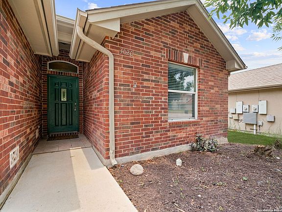 3rd image of 3020 Green Mountain Dr