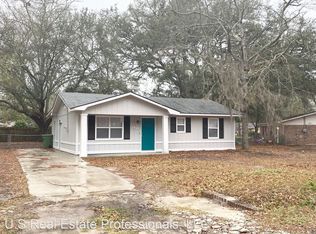 625 Maxwell St, Hinesville, GA 31313