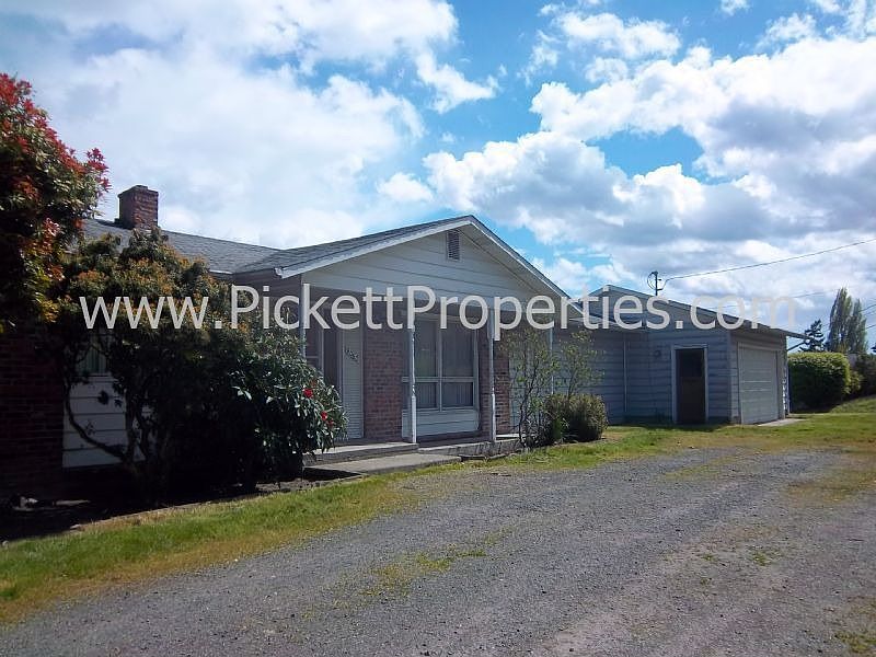 1st image of 3757 NW Lowell St