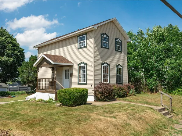 414 W Ridge Ave, Sharpsville, PA 16150