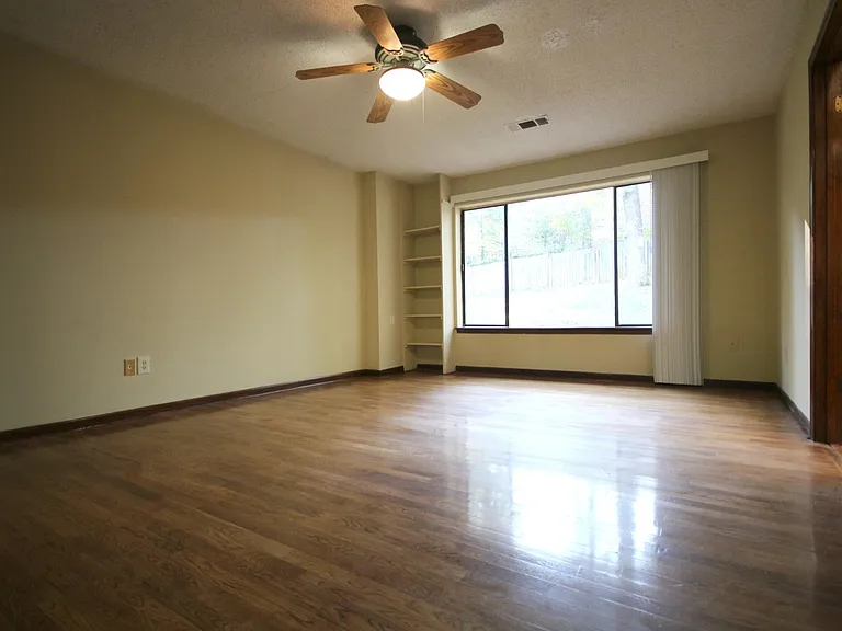 803 Bayliss Dr — Photo 21