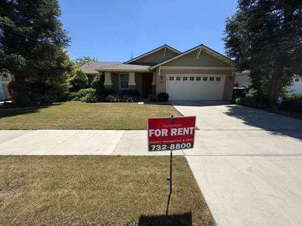 6251 W Perez Ave, Visalia, CA 93291