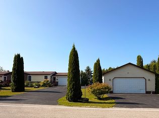 848 N Gros Cap Rd, Saint Ignace, MI 49781