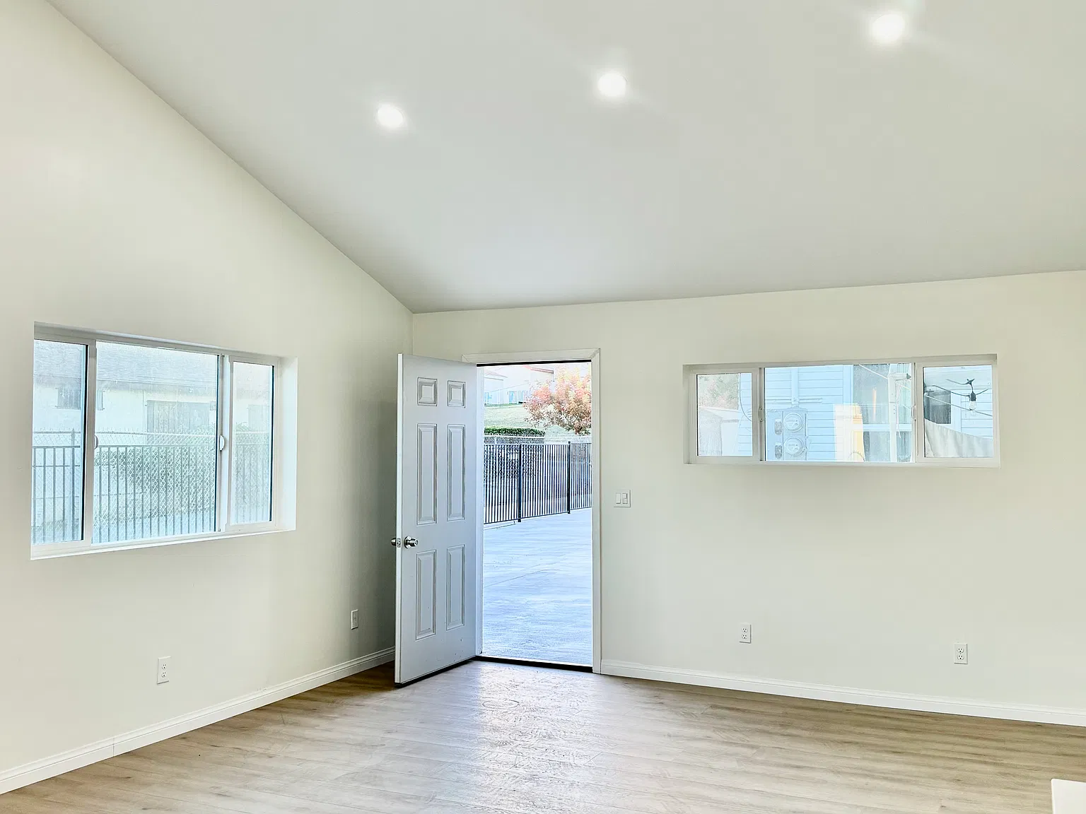 2 bed, 790 sqft, $2,275 — Photo 4