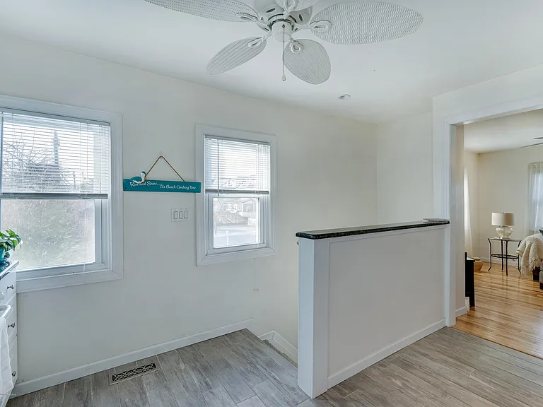 511 8th Ave #REAR — Photo 7