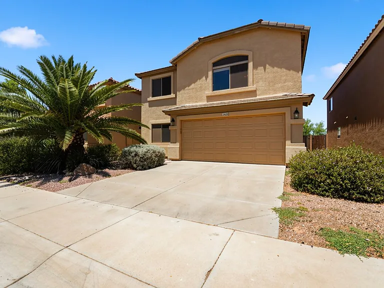 41628 W Hillman Dr — Photo 2