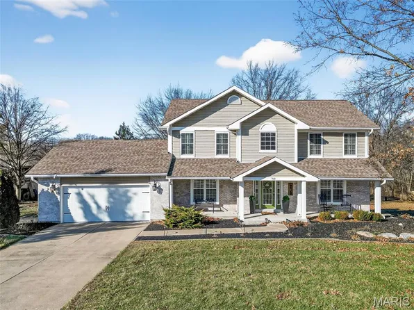 709 Scarlet Oak Dr, Lake Saint Louis, MO 63367