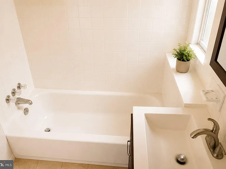 63 Galveston Pl SW #3 — Photo 7