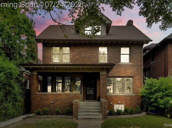 1794 Seyburn St, Detroit, MI 48214