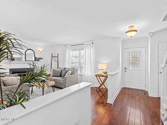 4th image of 47 Sun Hollow Road