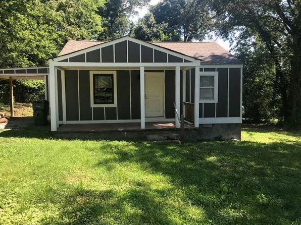3007 Mary Walker Pl