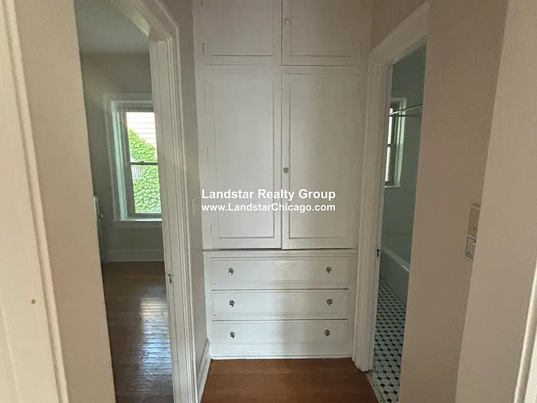 828 Reba Pl #3S — Photo 8