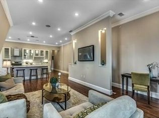 22 Hamlet St #4, Somerville, MA 02143