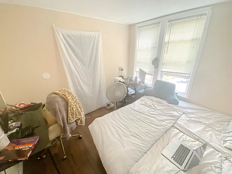 739 Parker St #2 — Photo 6