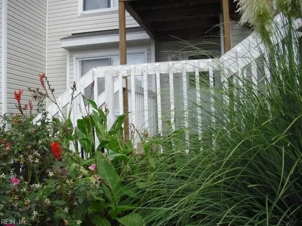 674 Seawatch Cv, Virginia Beach, VA 23451