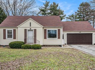 1303 E Reynolds St, Goshen, IN 46528