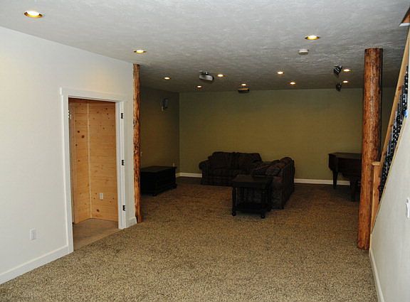 3rd image of 1711 Aspen Heights Dr