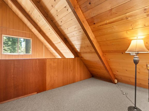 5th image of 2238 Meadowview Rd