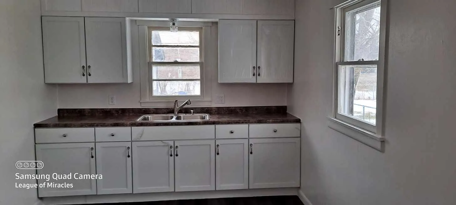 2 bed, 700 sqft, $1,100 — Photo 2