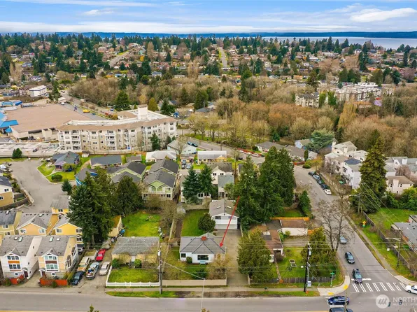 10131 3rd Avenue NW, Seattle, WA 98177