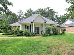 4021 Pinewood St, Benton, LA 71006