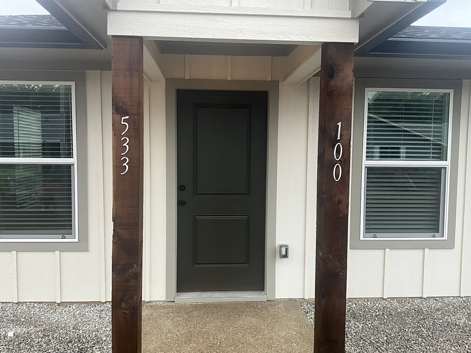 533 Bradburn Rd — Photo 2