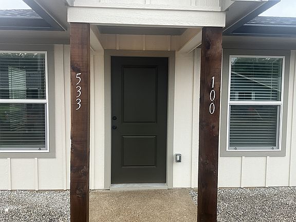 2nd image of 533 Bradburn Rd #100