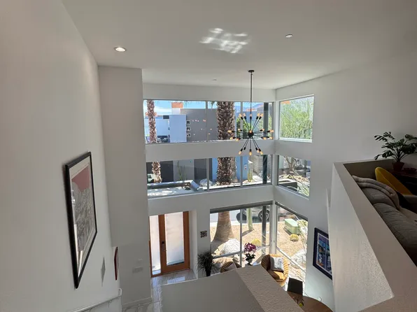 302 Breeze Loop, Palm Springs, CA 92262